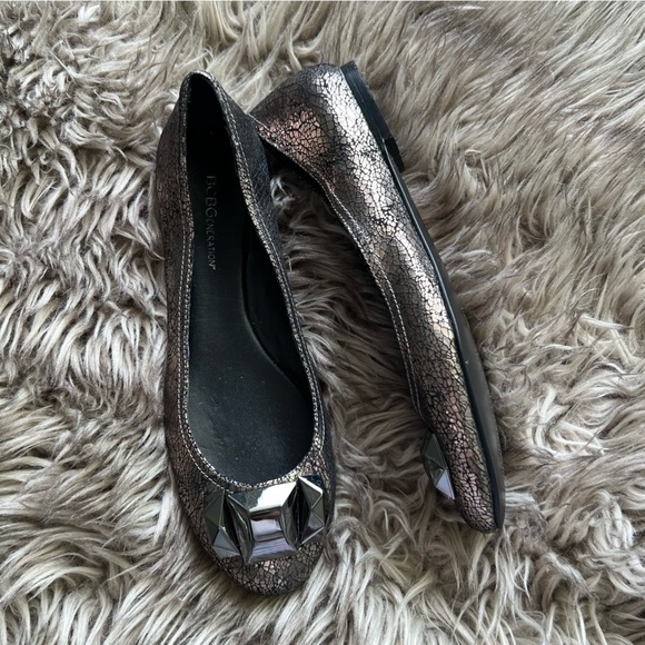 Bcbgeneration Metallic Cracked Leather Flat Ballet Shoes - Picture 1 of 10